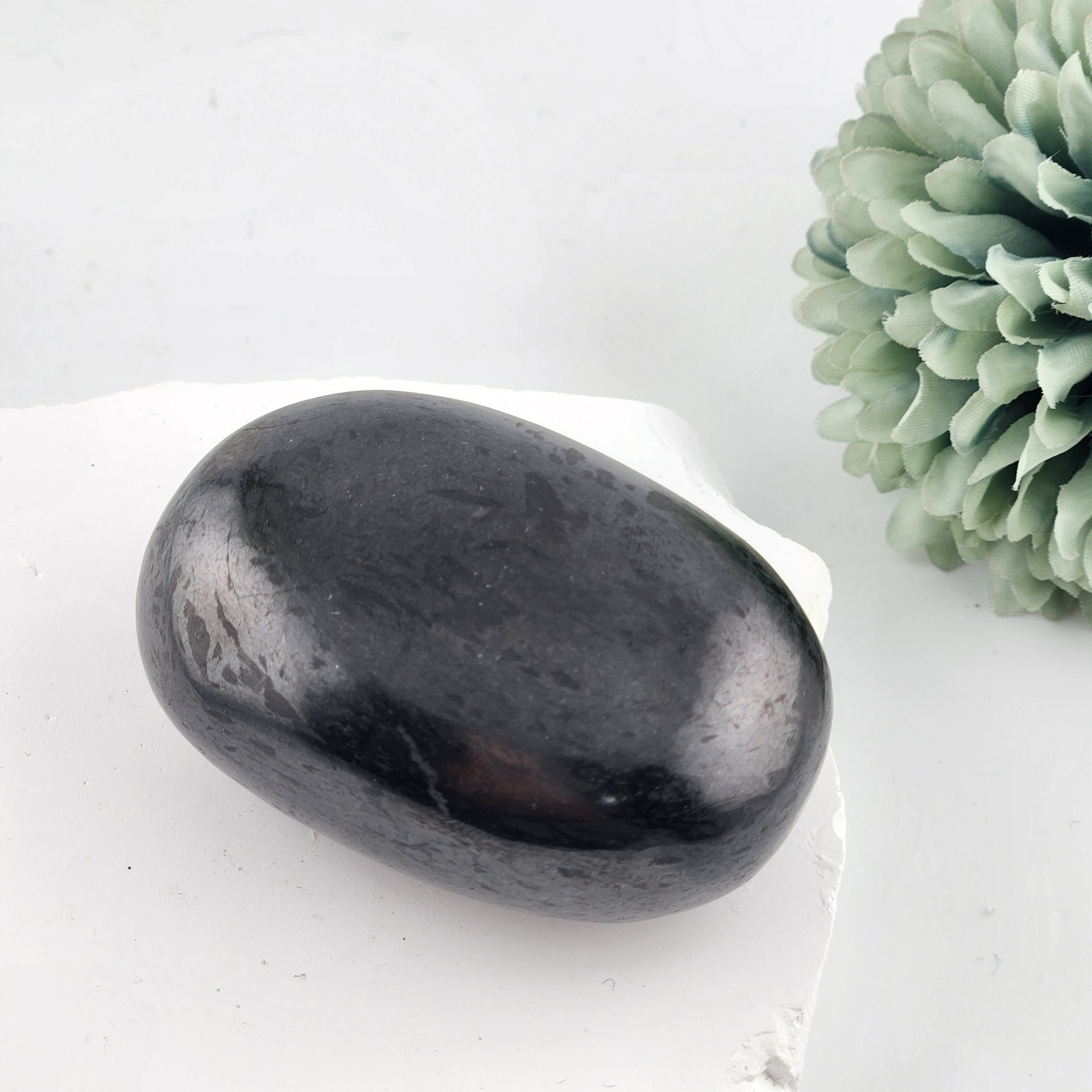Shungite Palmstone