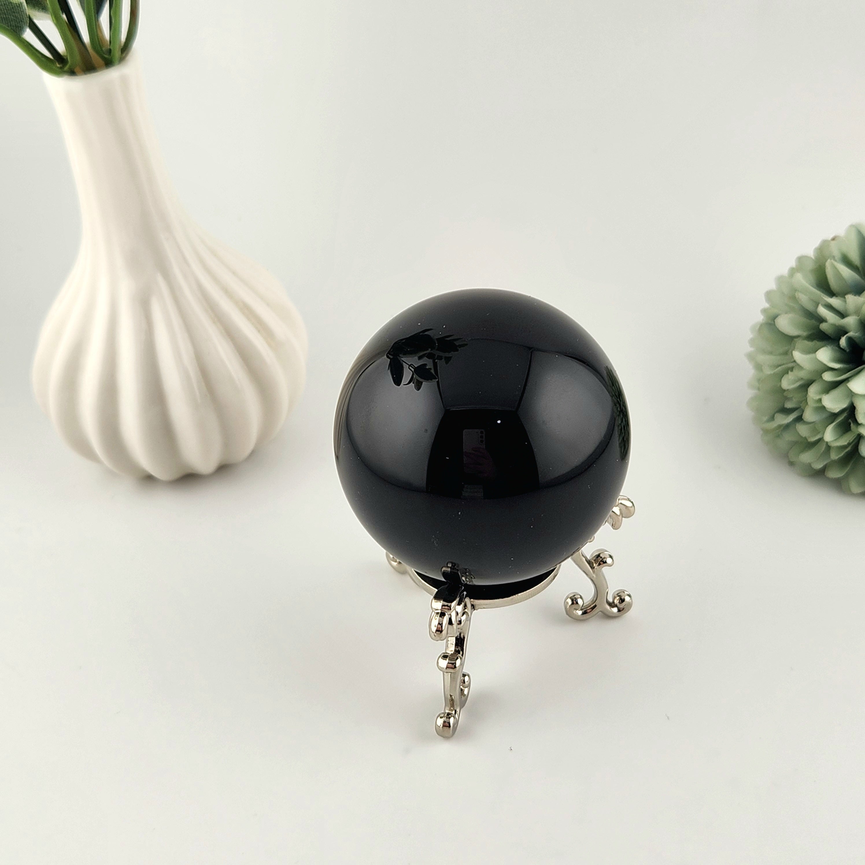 Classic Silver Sphere Stand