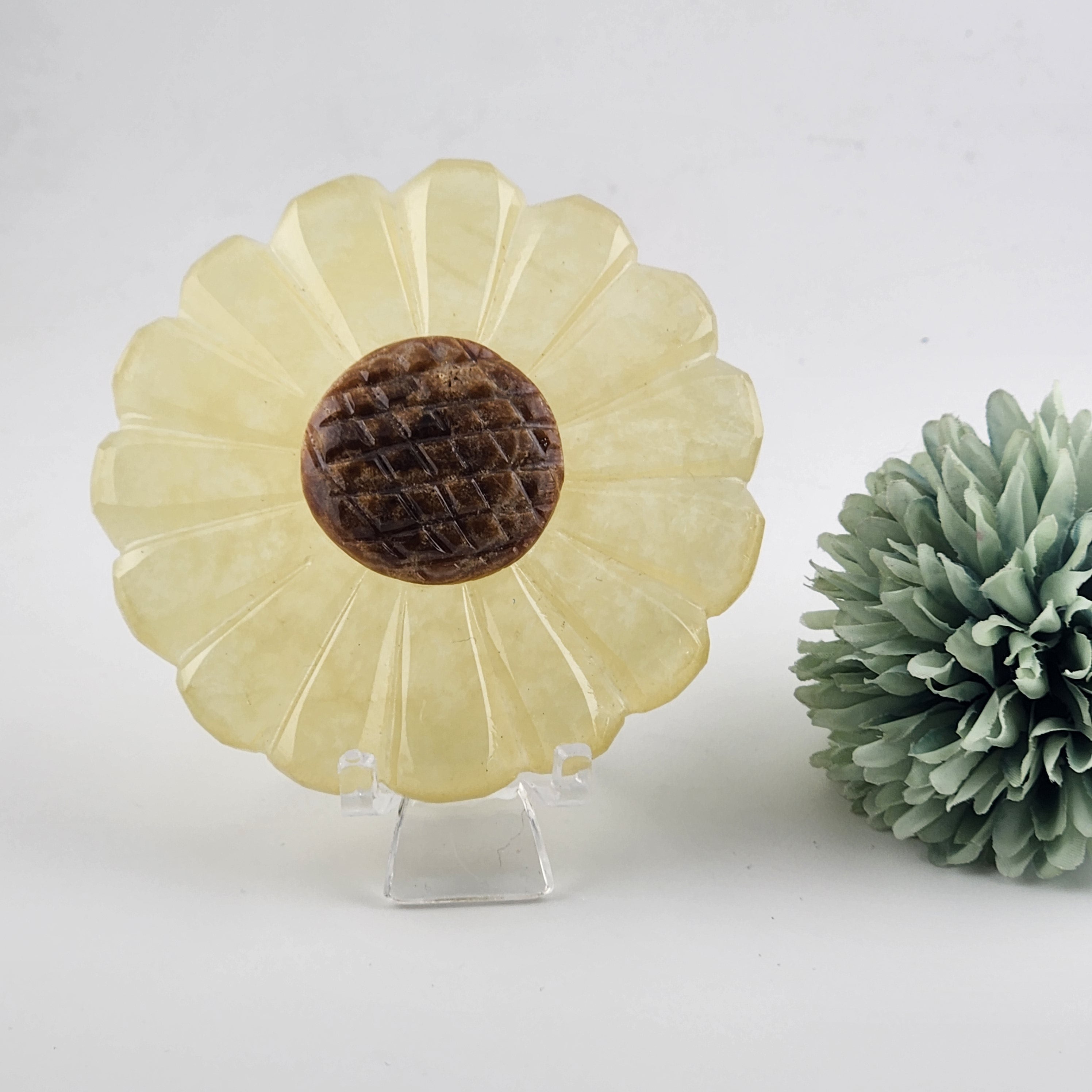 Lemon Calcite Sunflower