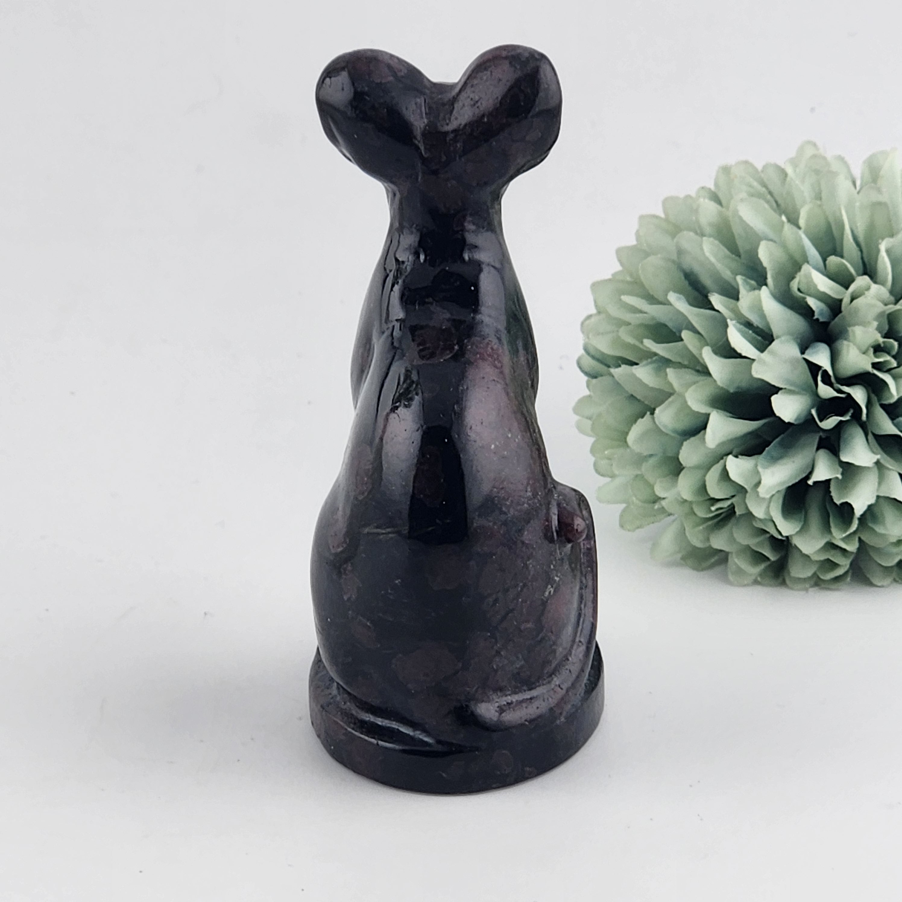 Garnet Sphynx Cat Carving