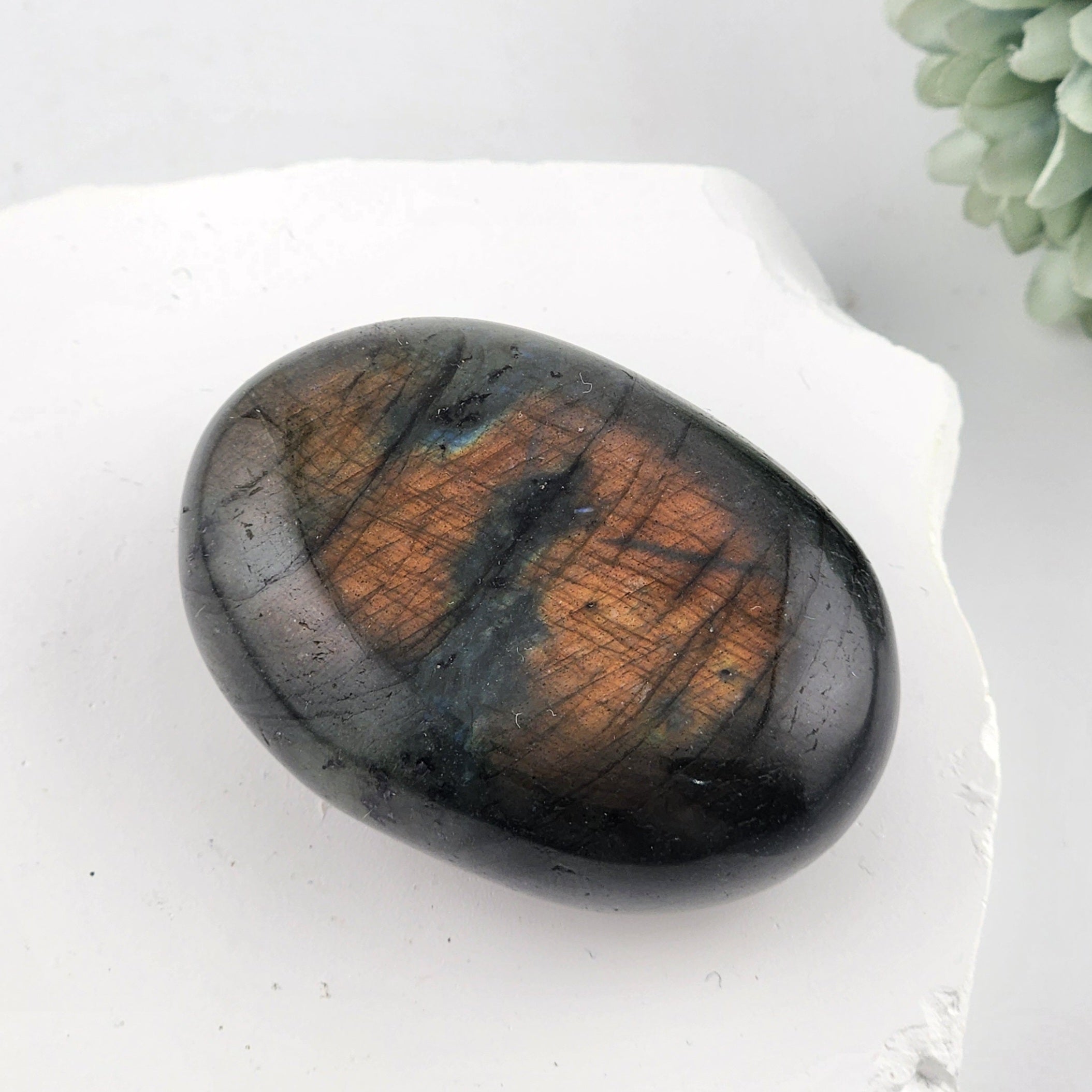 Labradorite Palmstone