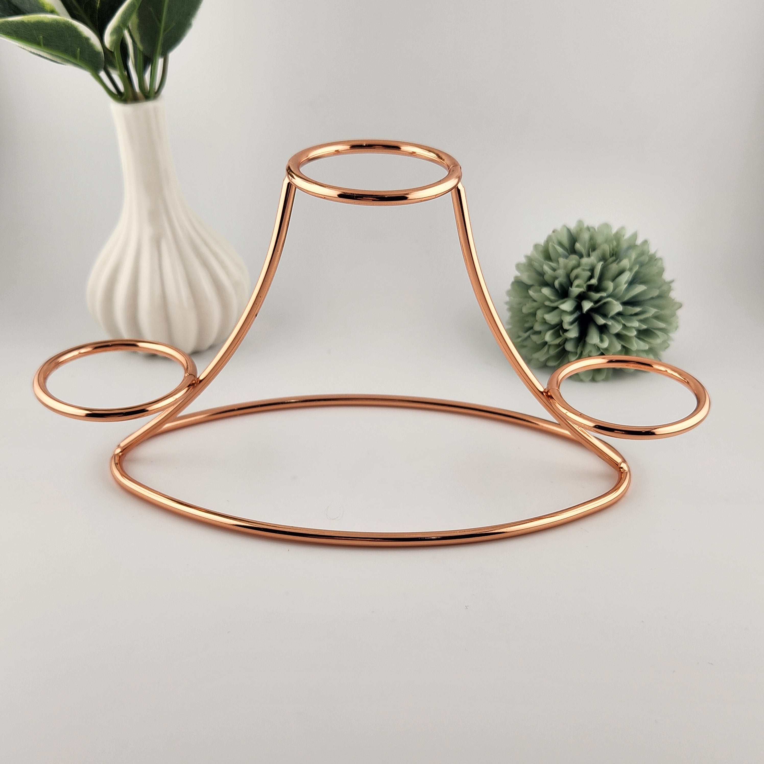 Rose Gold Triple Sphere Stand