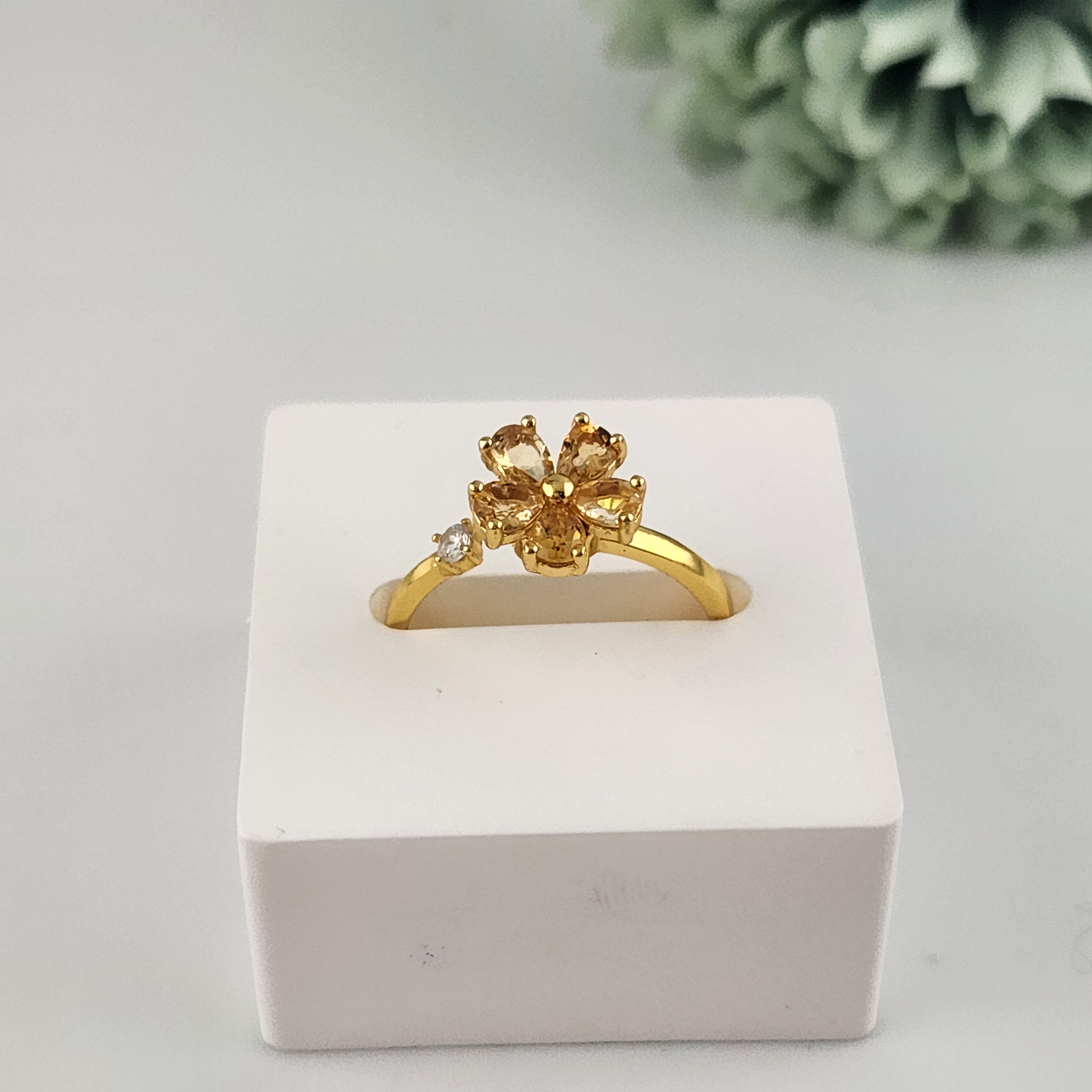 Fidget Spinning Citrine Flower Ring - Gold Adjustable