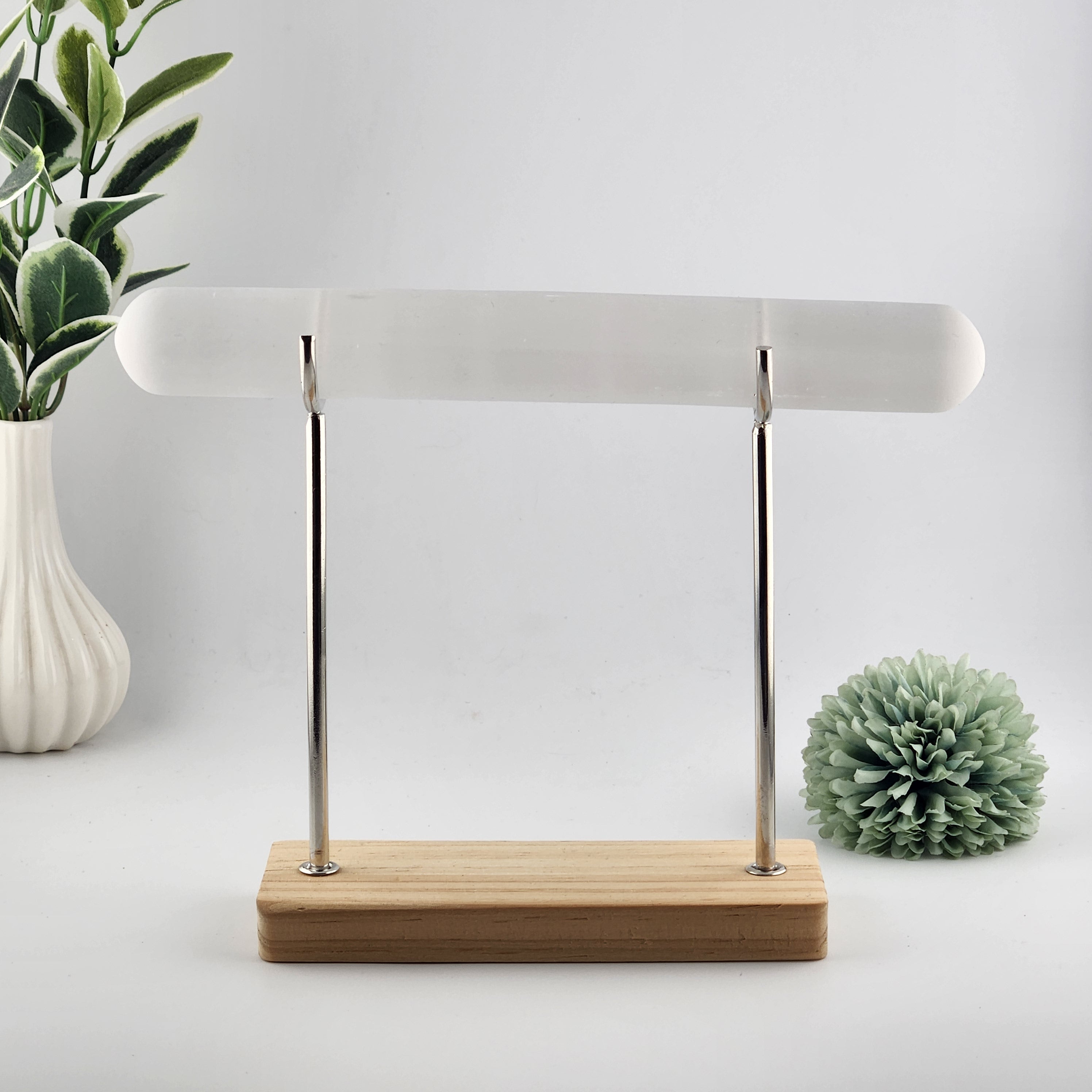 Selenite Bracelet Holder - Single