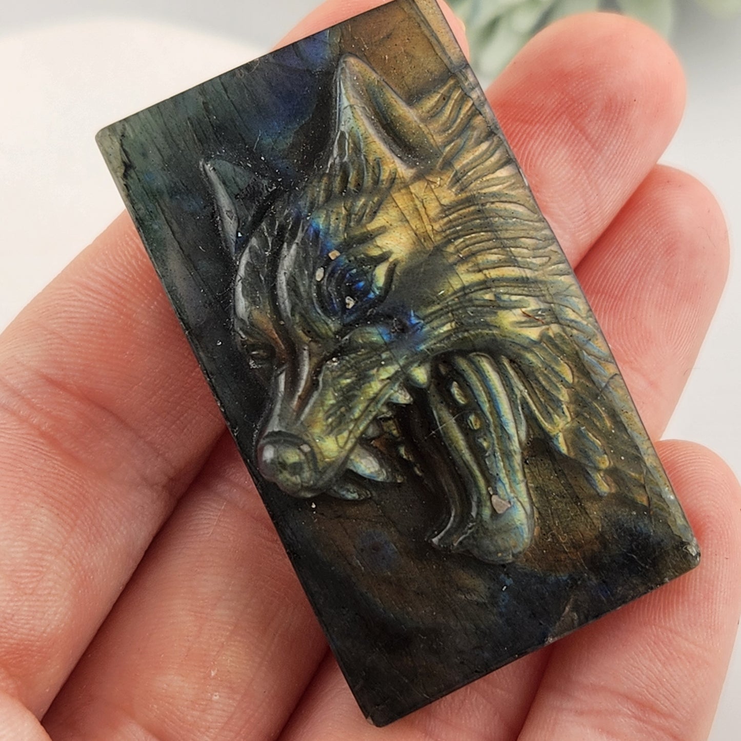 Labradorite Wolf