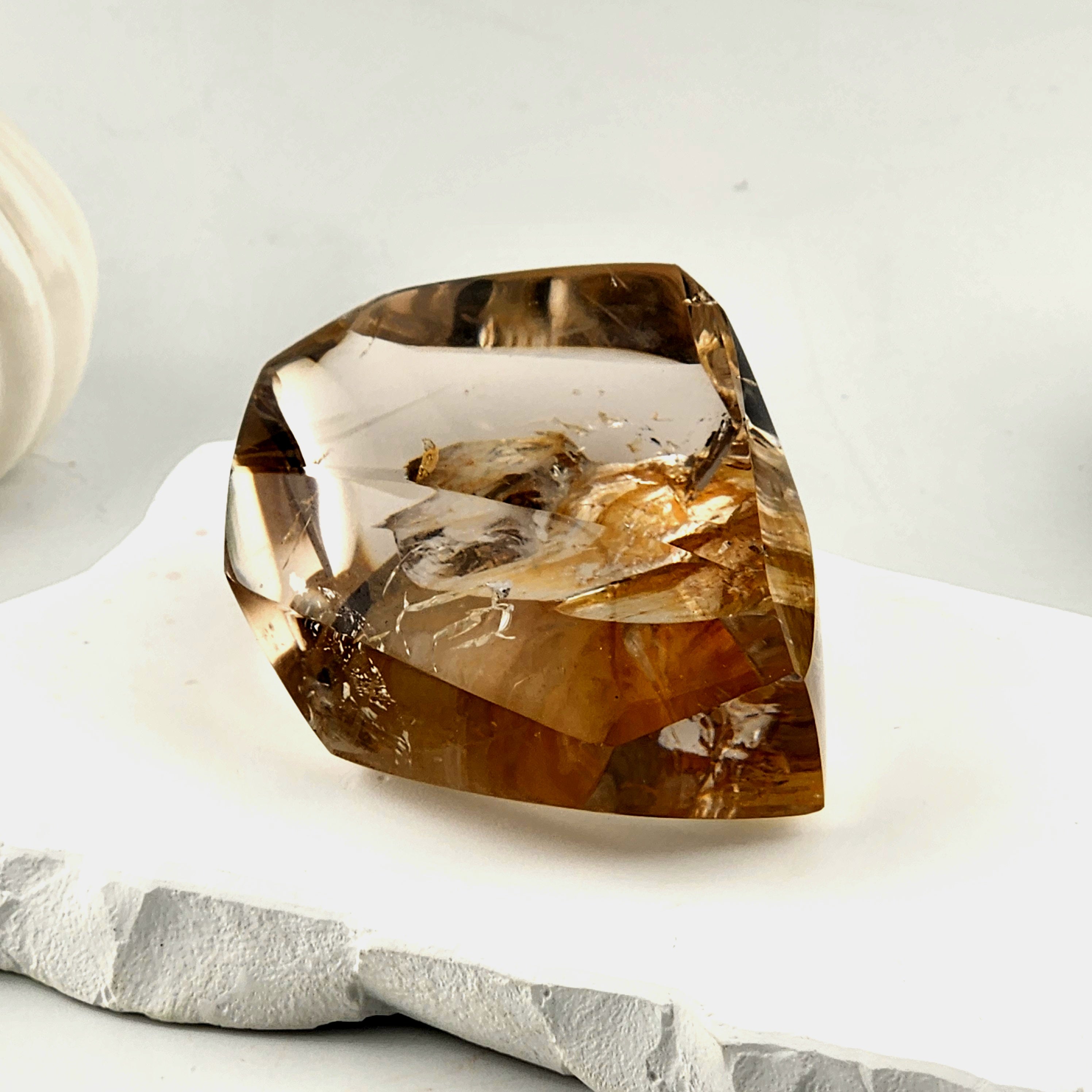 Golden Healer Freeform *Misfit - due to 2 x scratch*