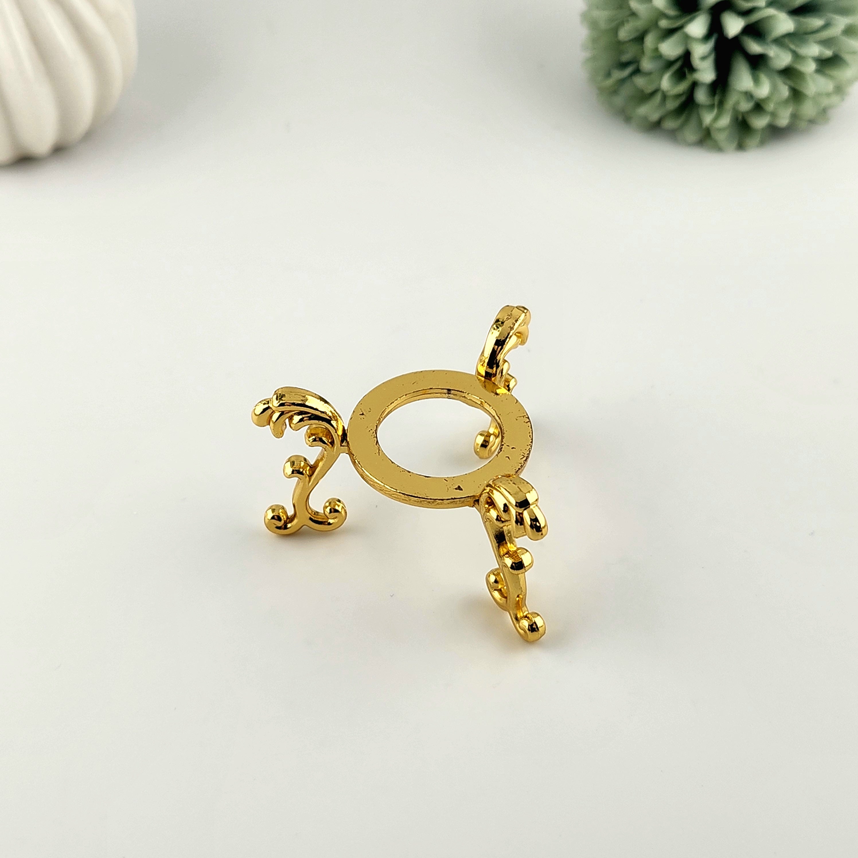 Classic Gold Sphere Stand