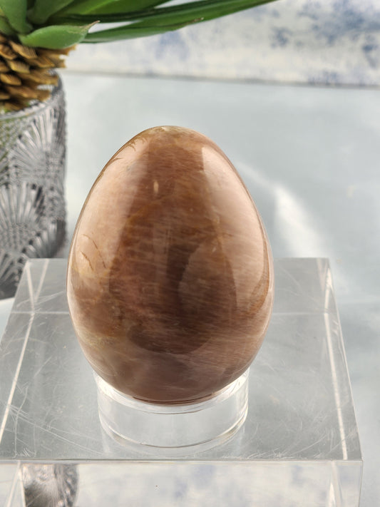 Peach Moonstone Egg