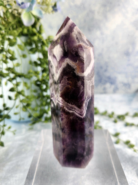 Chevron Dream Amethyst Tower