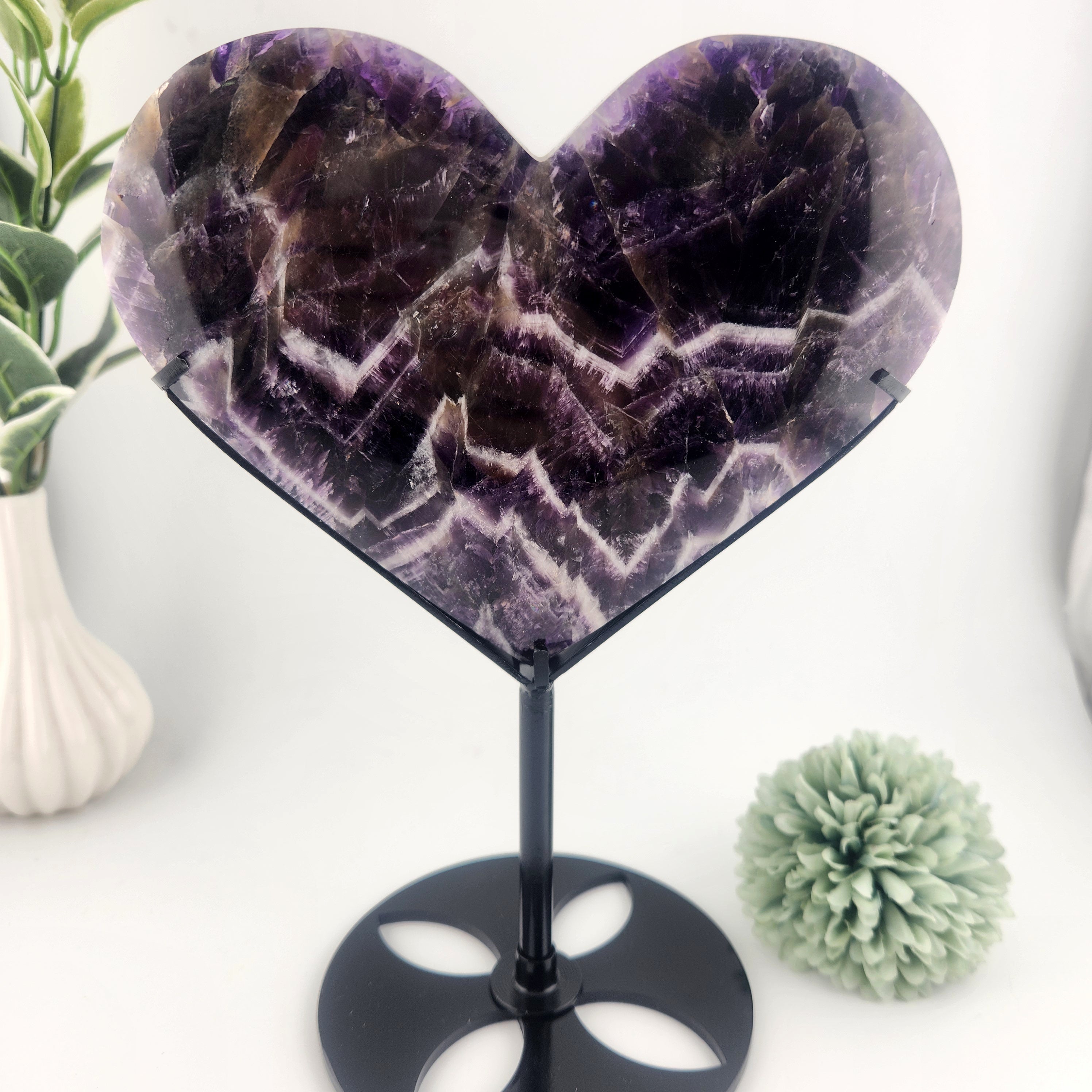 Chevron Dream Amethyst Heart On Custom Black Stand