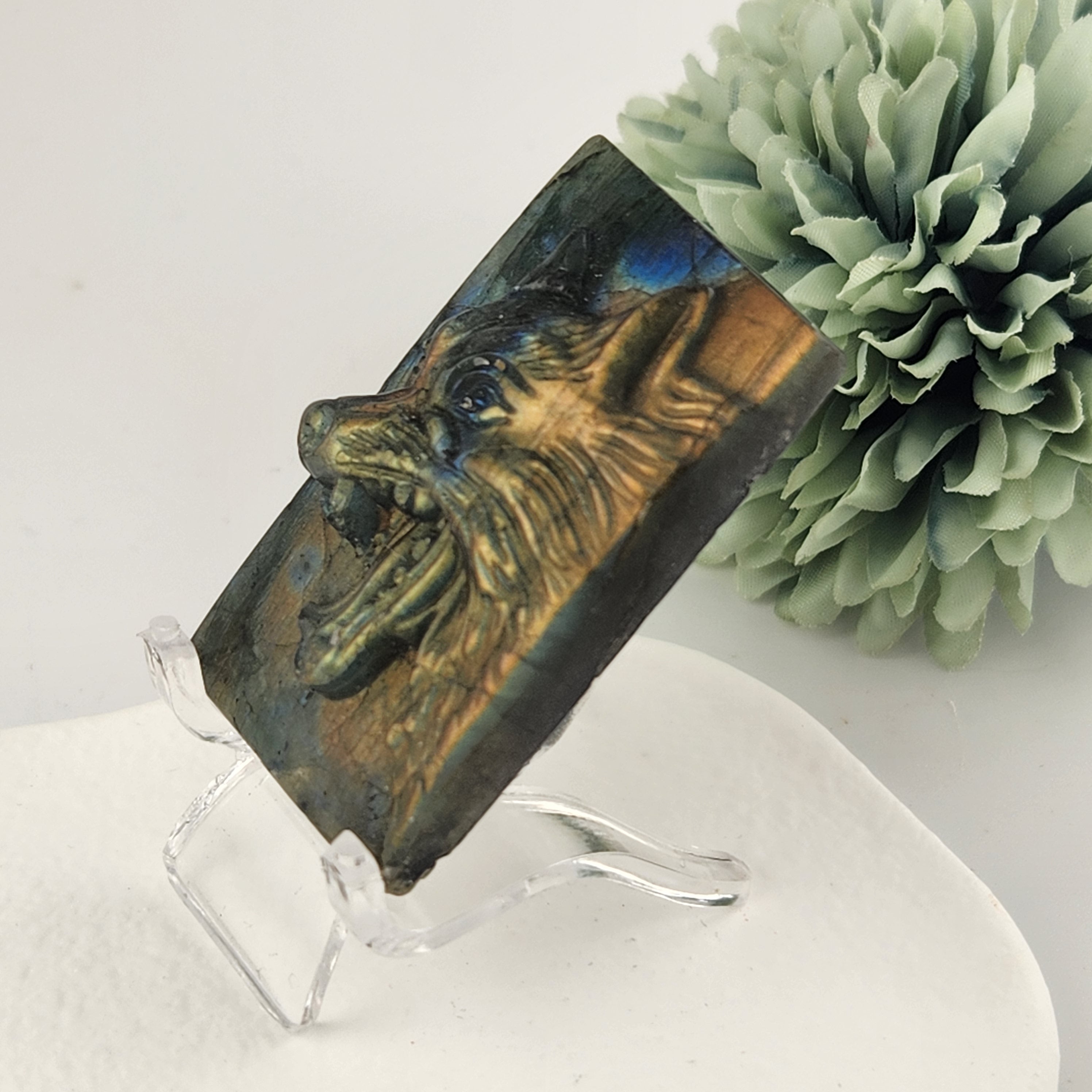 Labradorite Wolf
