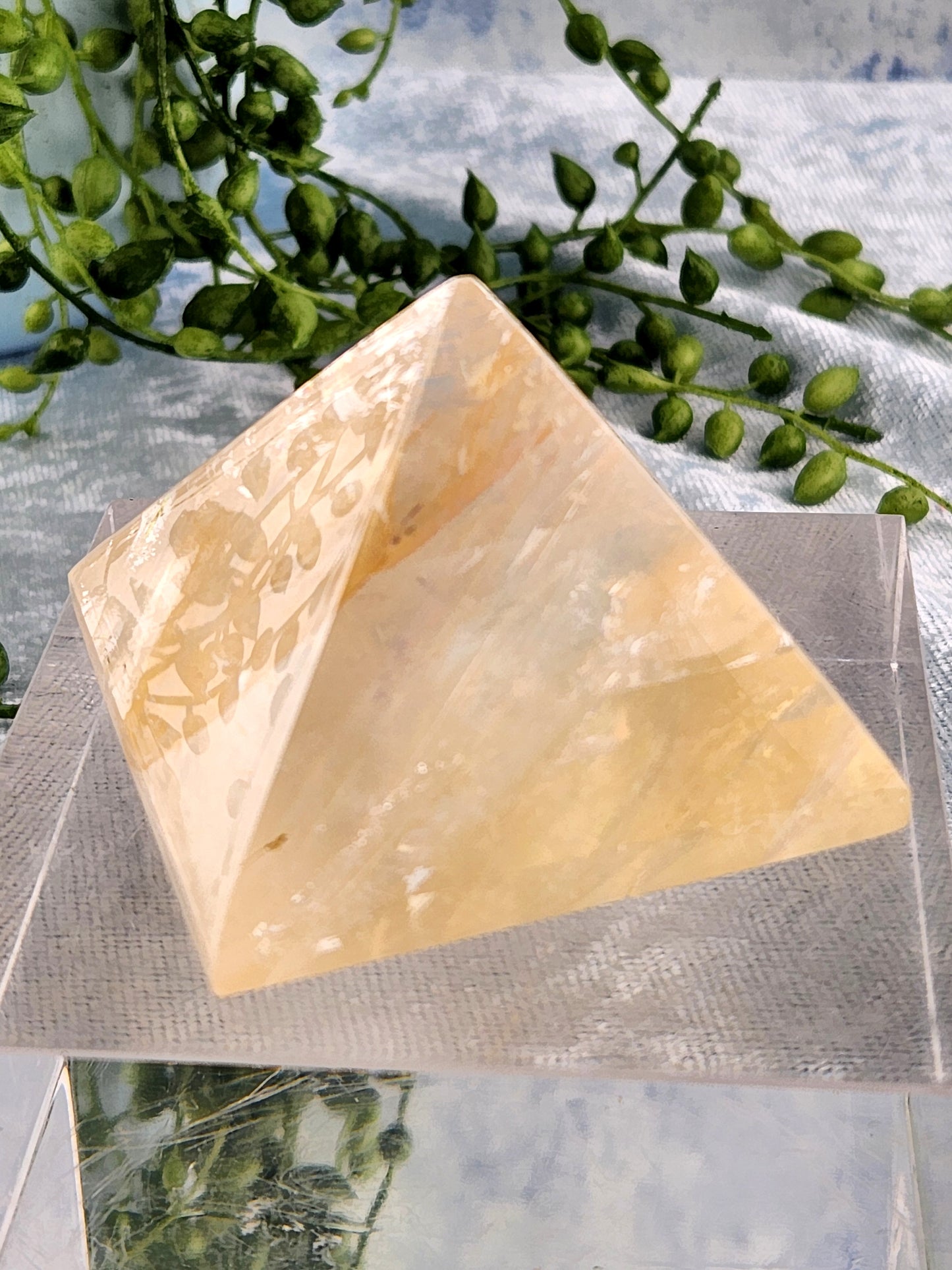 Optical Calcite Pyramid