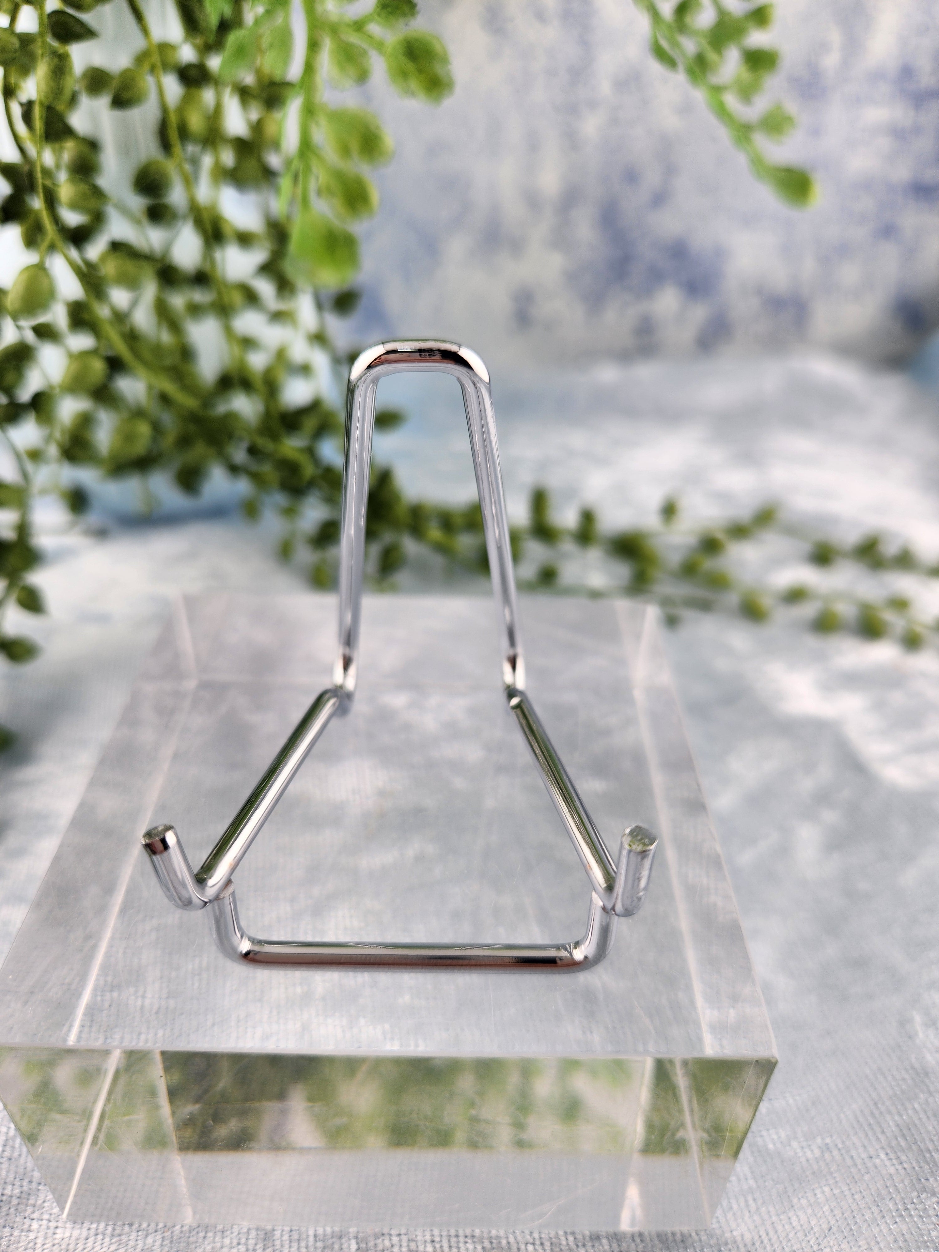 Reversible Silver Crystal Stand