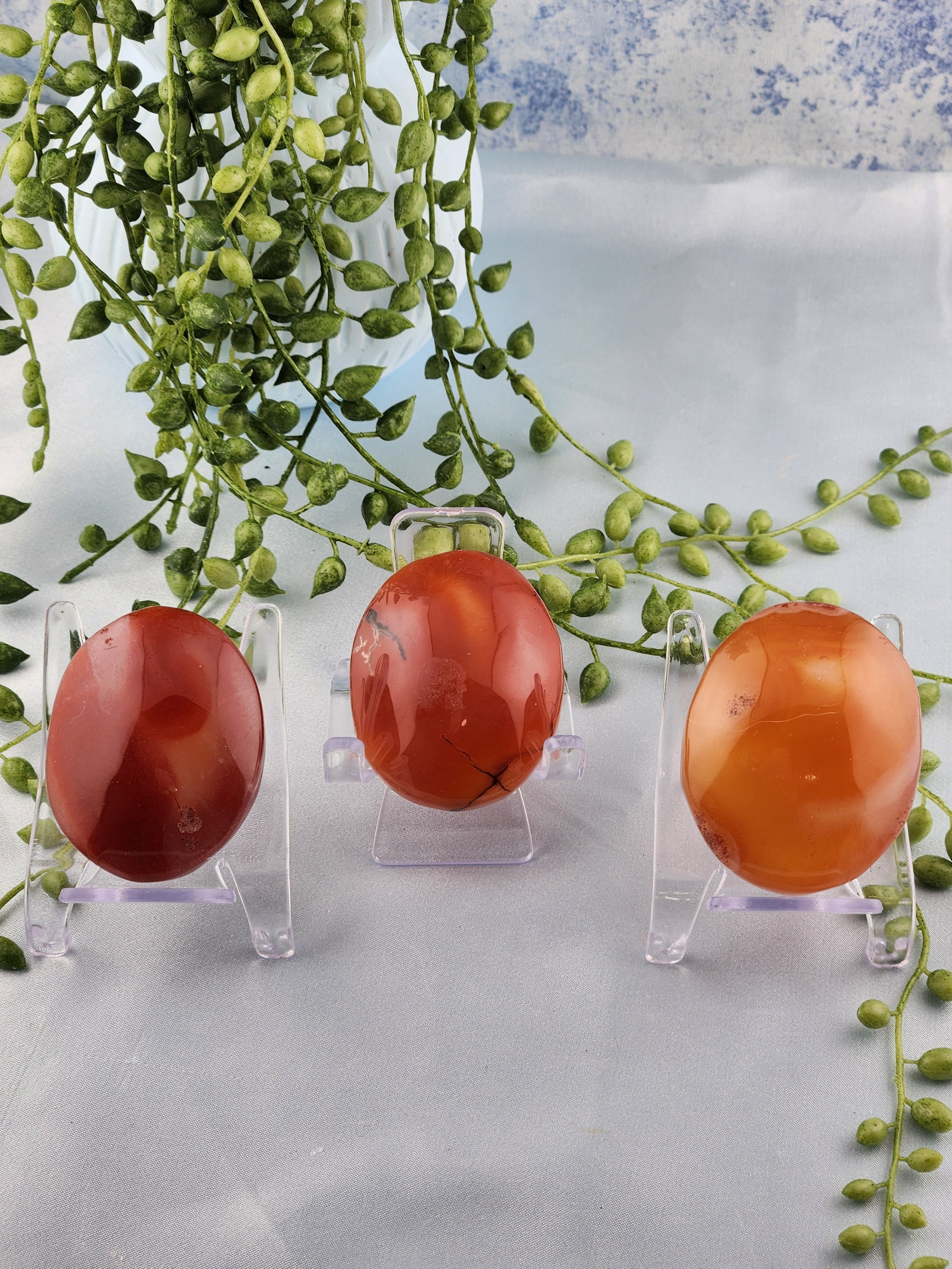 Druzy Red Agate Palmstone