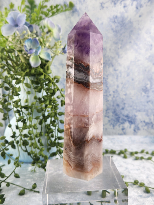 Amethyst Lace Agate Tower