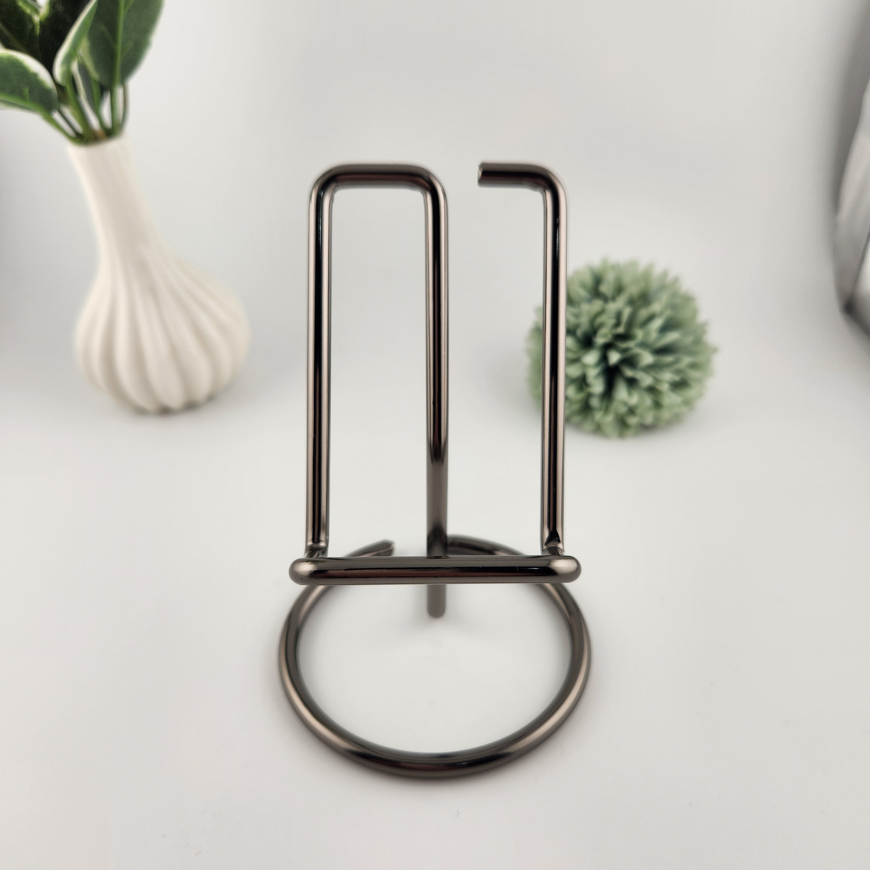 Smokey Titanium Silver Display Stand