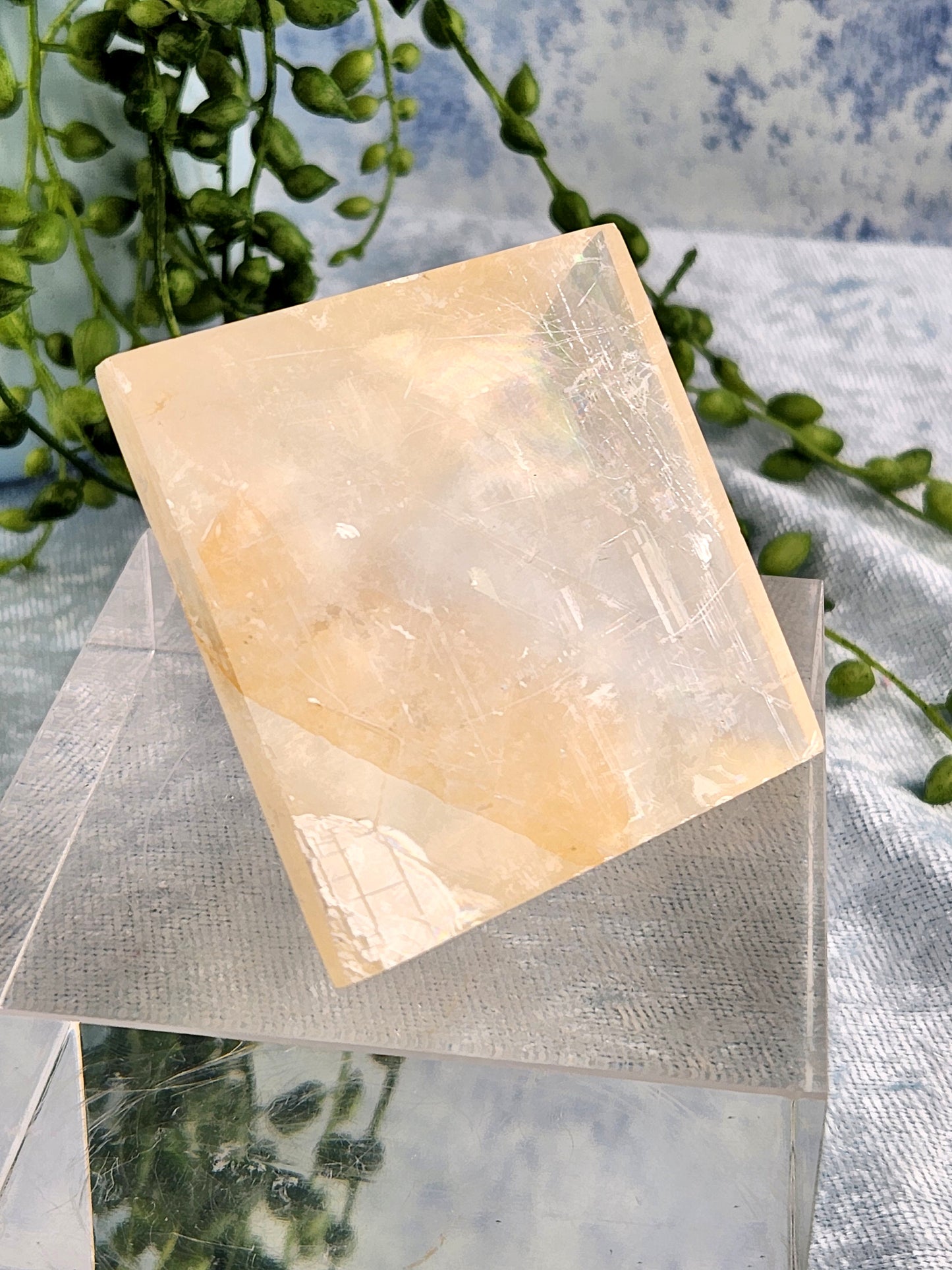 Optical Calcite Pyramid