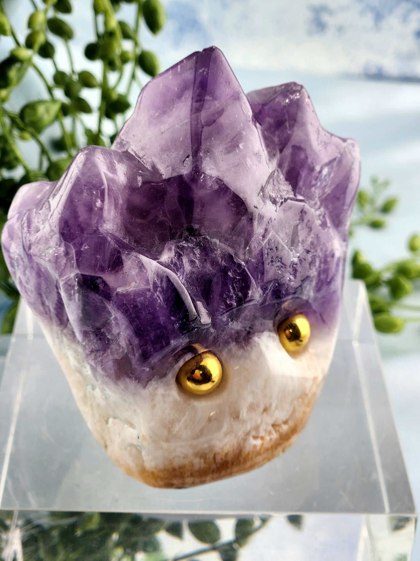 Polished Amethyst Carving