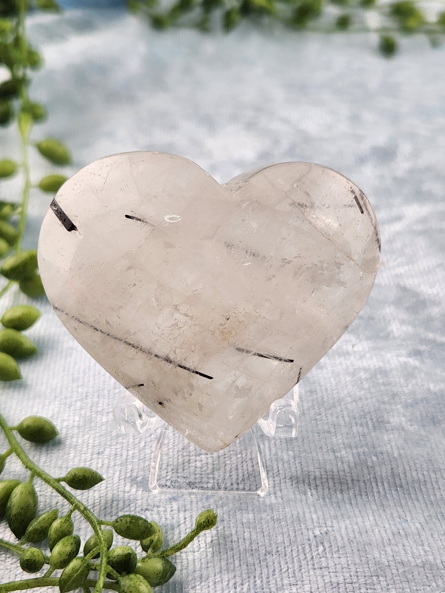 Black Rutile in Quartz Heart