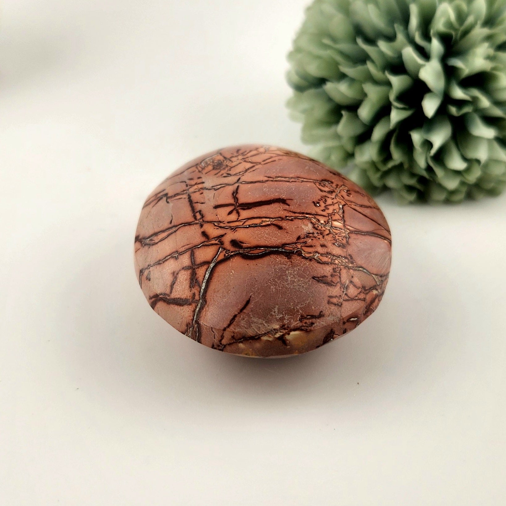 Mookaite Palmstone