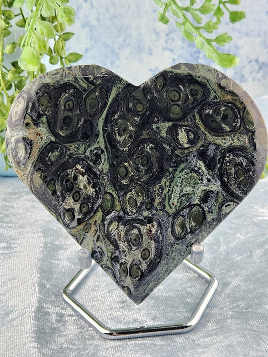 XL Kambaba Jasper Heart on Stand (1.2)