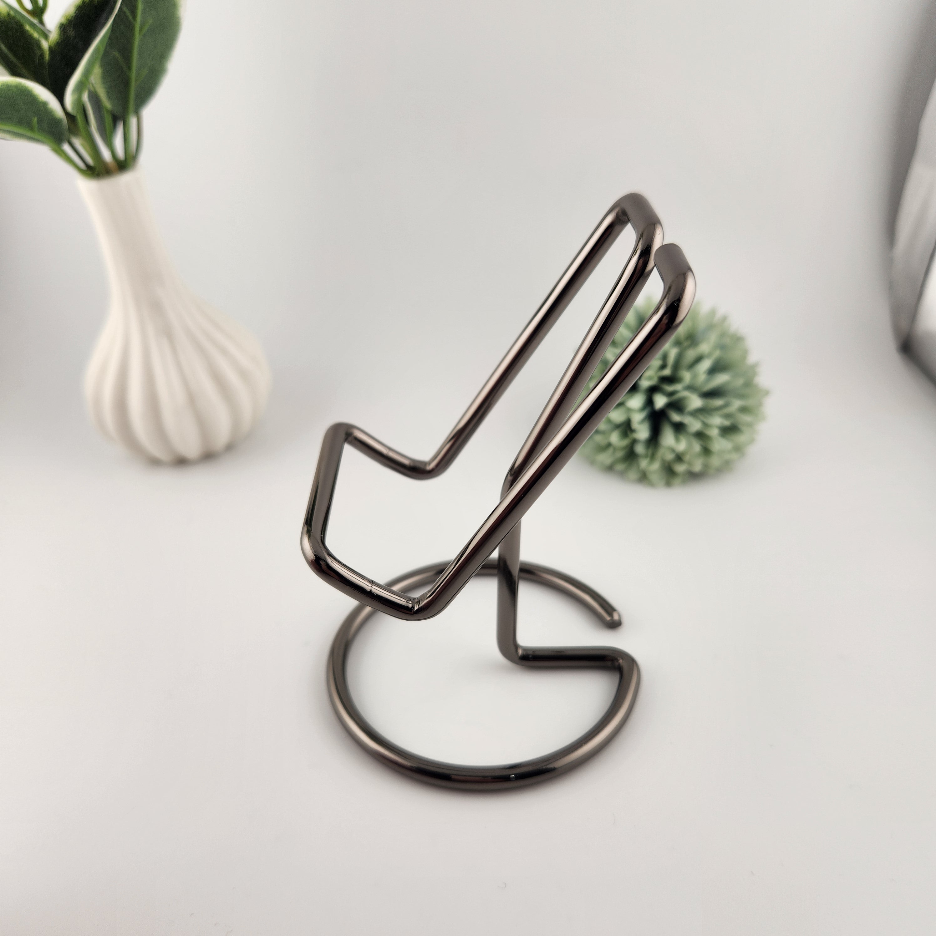 Smokey Titanium Silver Display Stand