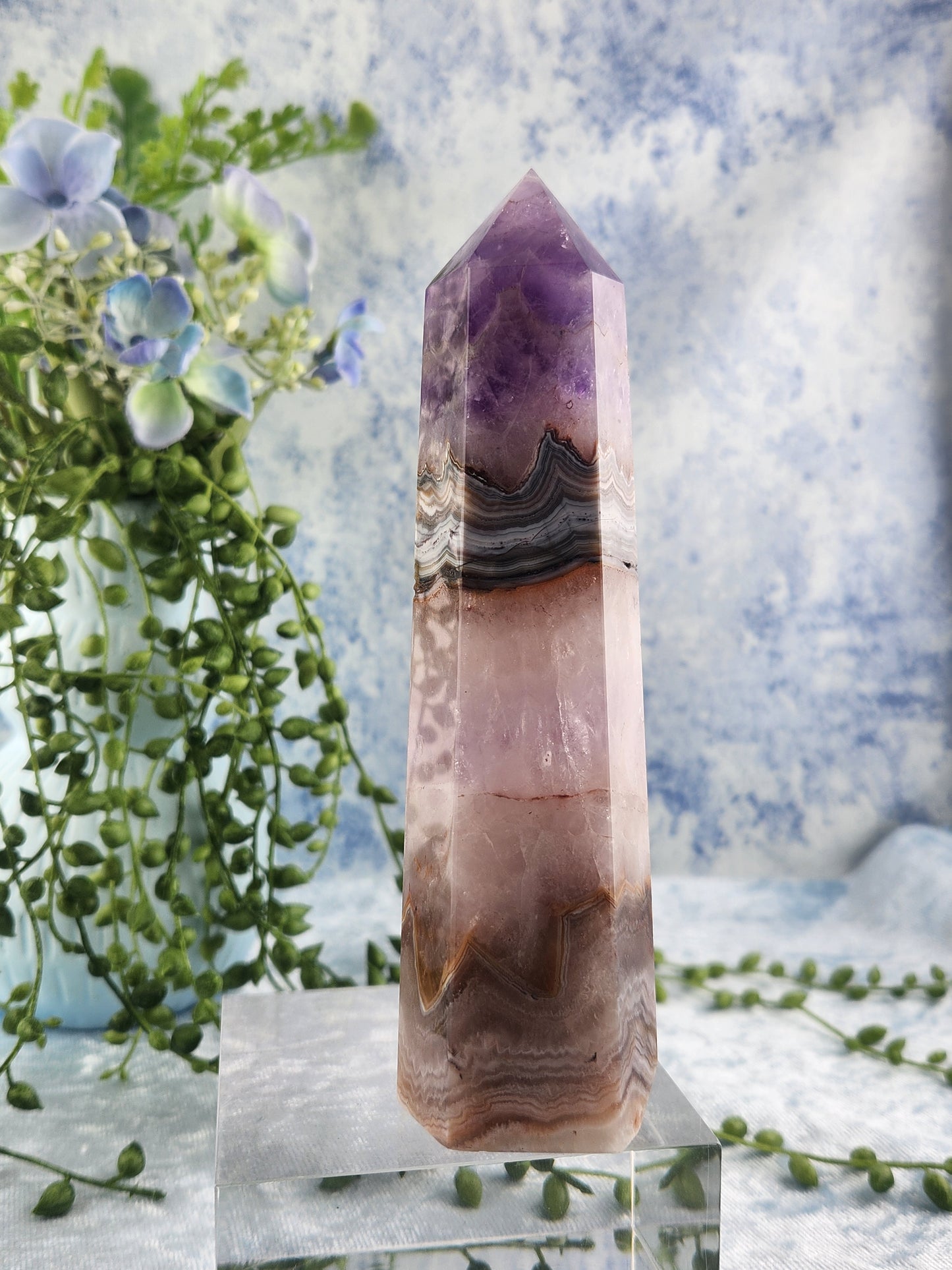 Amethyst Lace Agate Tower