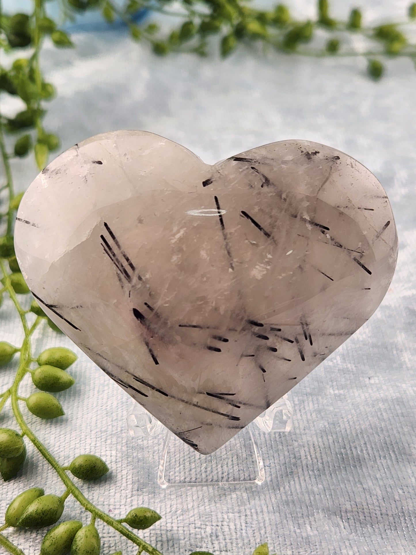 Black Rutile in Quartz Heart