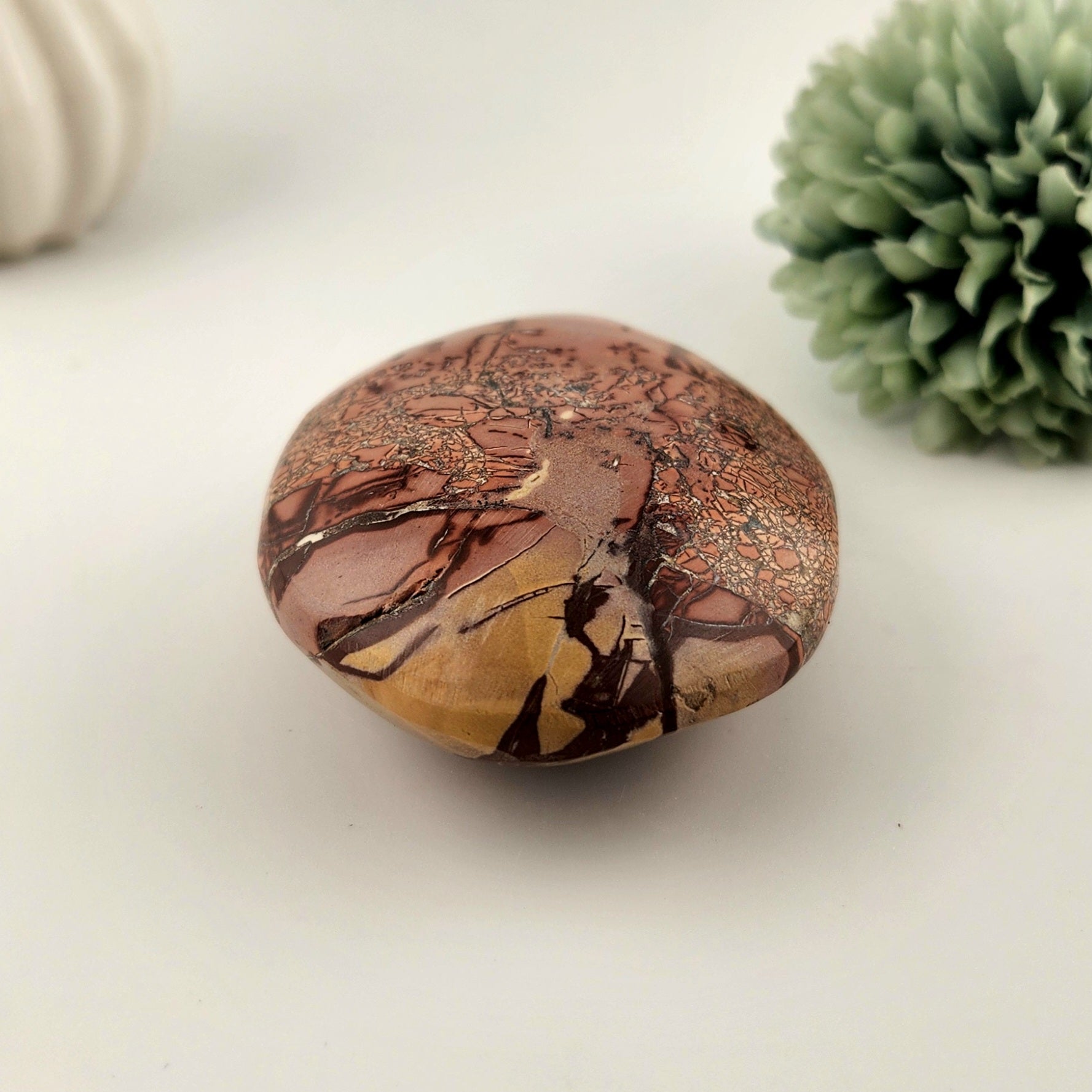 Mookaite Palmstone