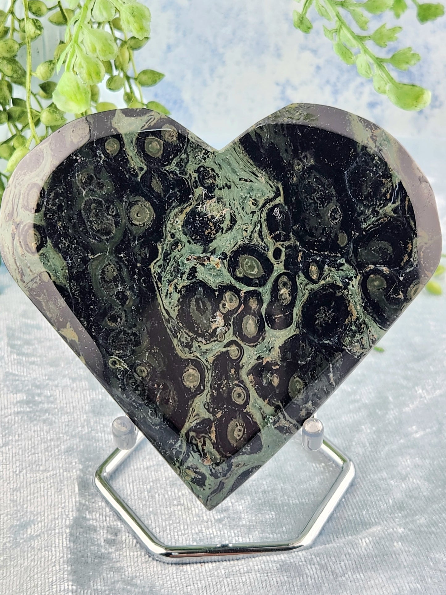 XL Kambaba Jasper Heart on Stand