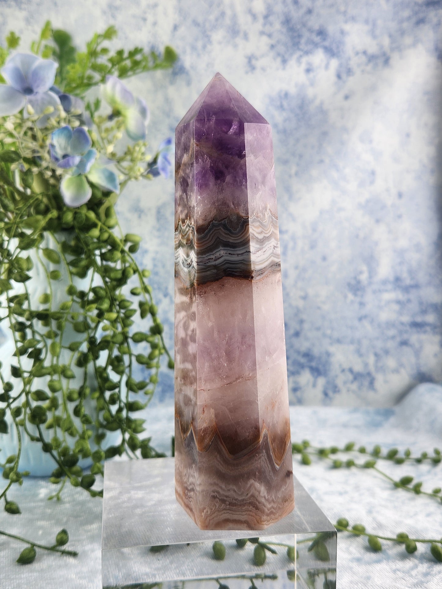 Amethyst Lace Agate Tower