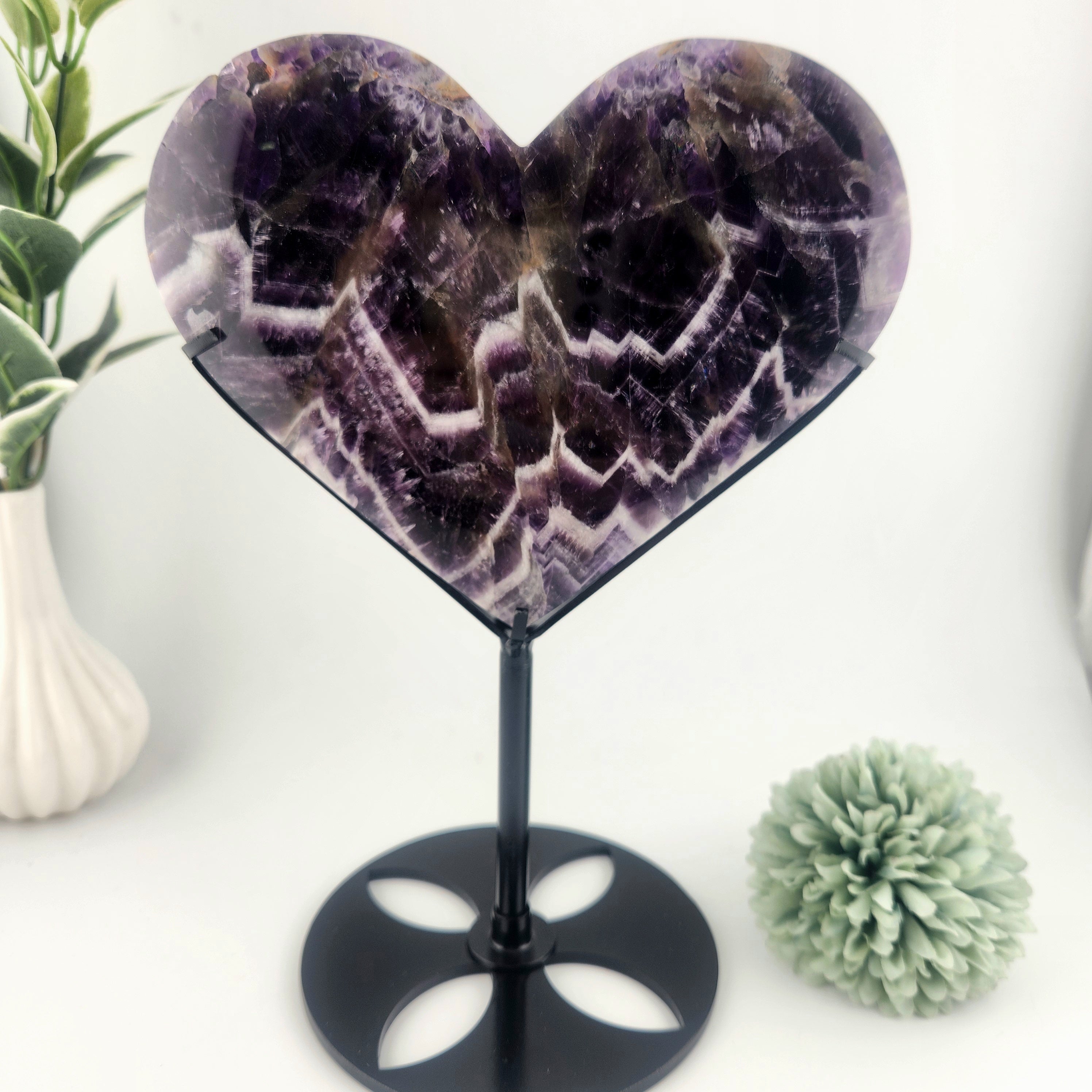 Chevron Dream Amethyst Heart On Custom Black Stand